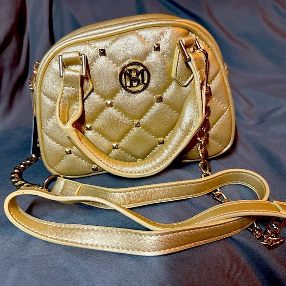 Badgley Mischka Gold Quilted Handbag - Picture 1 of 4